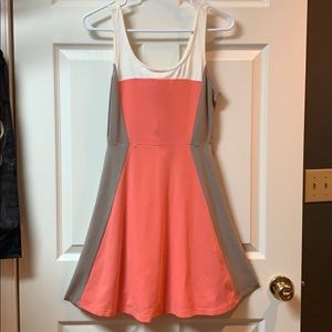 Color block Sleeveless Dress